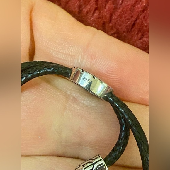 Black and 925 Sterling Silver Beaded Bracelet with Cross Pendant - Picture 5 of 7